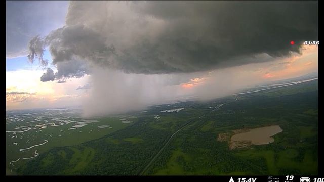 Как буря шла на Хабаровск. Без монтажа.  Весь полет - борьба с ветром! Crux35 vista.