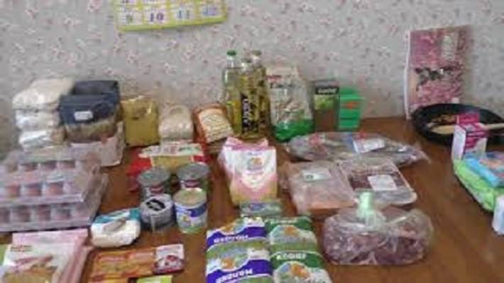 Покупка продуктов и товаров для дома.