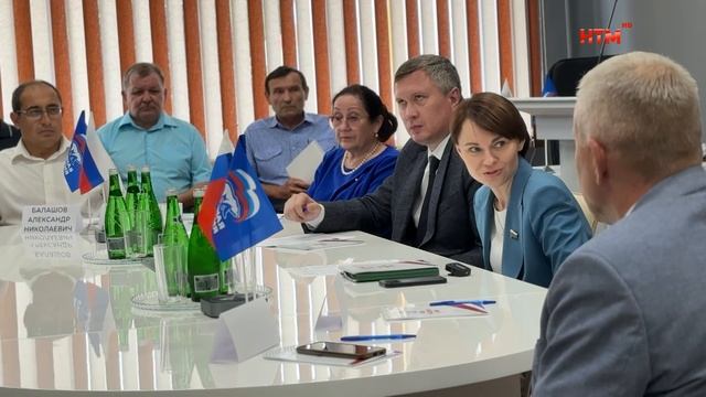 Юлия Оглоблина встретилась с партактивом и  семьями участников в Торбеево