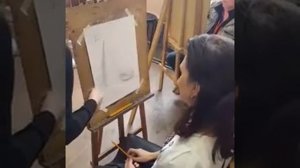 Урок по рисунку. Натюрморт.