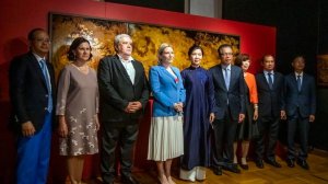 Сквозь сияние лака: вьетнамская душа в Москве