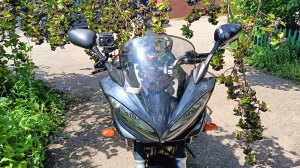 YAMAHA FZ6-S Установка экшен камеры.