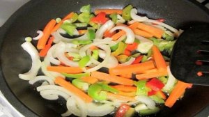 Быстрый томатный суп с креветками