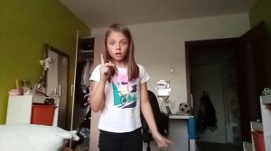 VID_20250801_211206.mp4