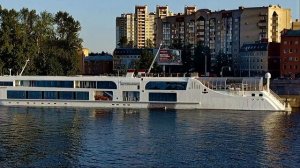 Яхта «Штандарт» — частное пассажирское судно VIP-класса