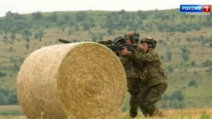 На Ставрополье ребята играют в «Зарницу»