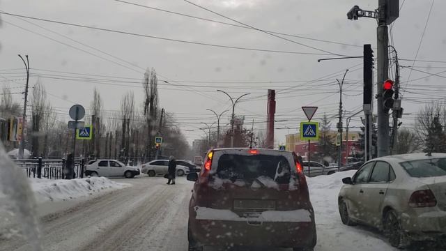 Как выполнять левый поворот и движение по кольцу #поворотналево смотреть онлайн