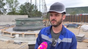 В Магадане у спорткомплекса «Президентский» возводят монумент в честь воинов спецоперации