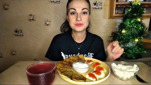 Мукбанг🥔Драники со сметаной, редька 🤤👍Это очень вкусно ❗🥰
