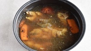 Холодец из свиных ножек в мультиварке