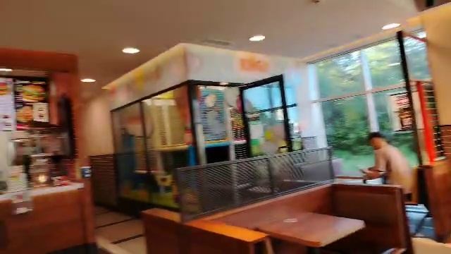 241.)01.07.25.г.Моя городская жизнь.👩🏢☘️☘️☘️.заехали в кафе после океанариума.