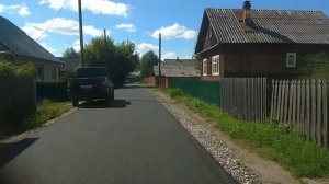 По новому асфальту на улице Боровицкая г.Луза. Август 2025