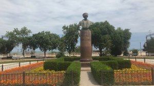 Мама и Родина превыше всего