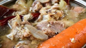 Холодец из свиных ножек с говядиной и курицей