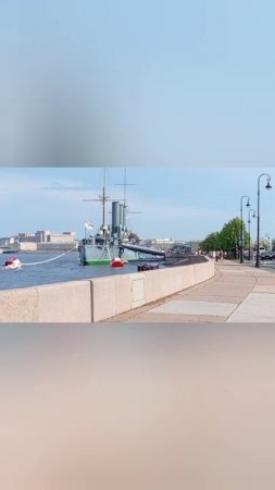 Прогулки по Питеру. Что тебе снится,крейсер Аврора...
