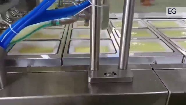 Автоматическая машина для розлива и запайки смотреть онлайн