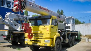Автомобильный кран серия "СТ" КС-55733-31 32 т на шасси КАМАЗ-43118