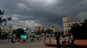 Циклон нагнал тучи в Москву и Подмосковье. Тропическая жара в Ереване. Погода в СНГ