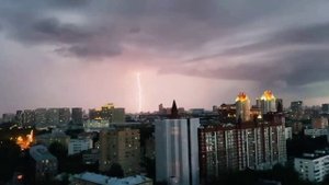 ⛈️Гроза бушует над Москвой⛈️
