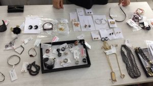 сти180. Бижутерия H&M сток