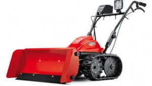 Я играю в симулятор снежного луга и собрал очень много снега. 😎😎❄️🌨️