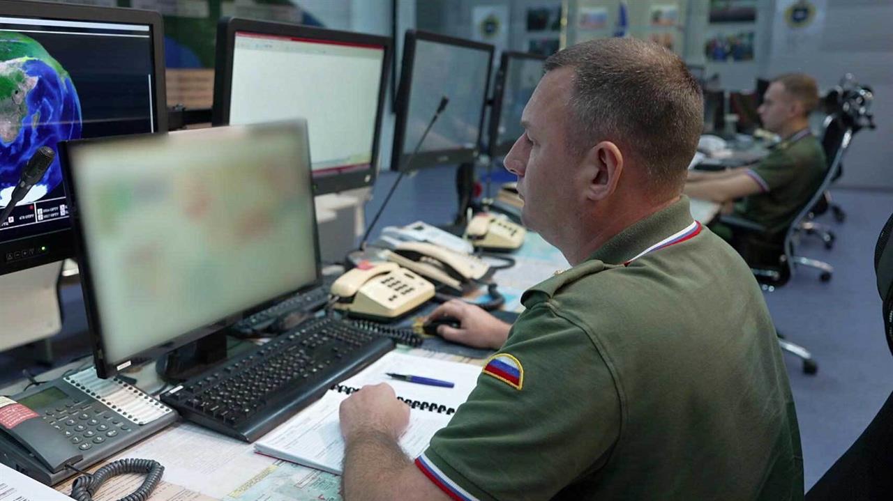 Воздушно-космическим силам России исполняется 10 лет