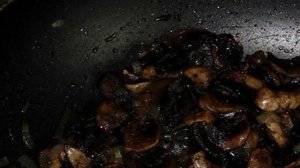 Гречка с грибами и сметаной