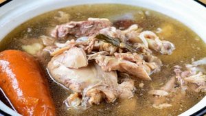 Холодец из курицы со свиными ножками