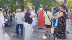 Я ЧЕКАЮ Я РАХУЮ ДHi июль 2025 kharkiv