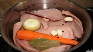 Холодец из свиных ушей