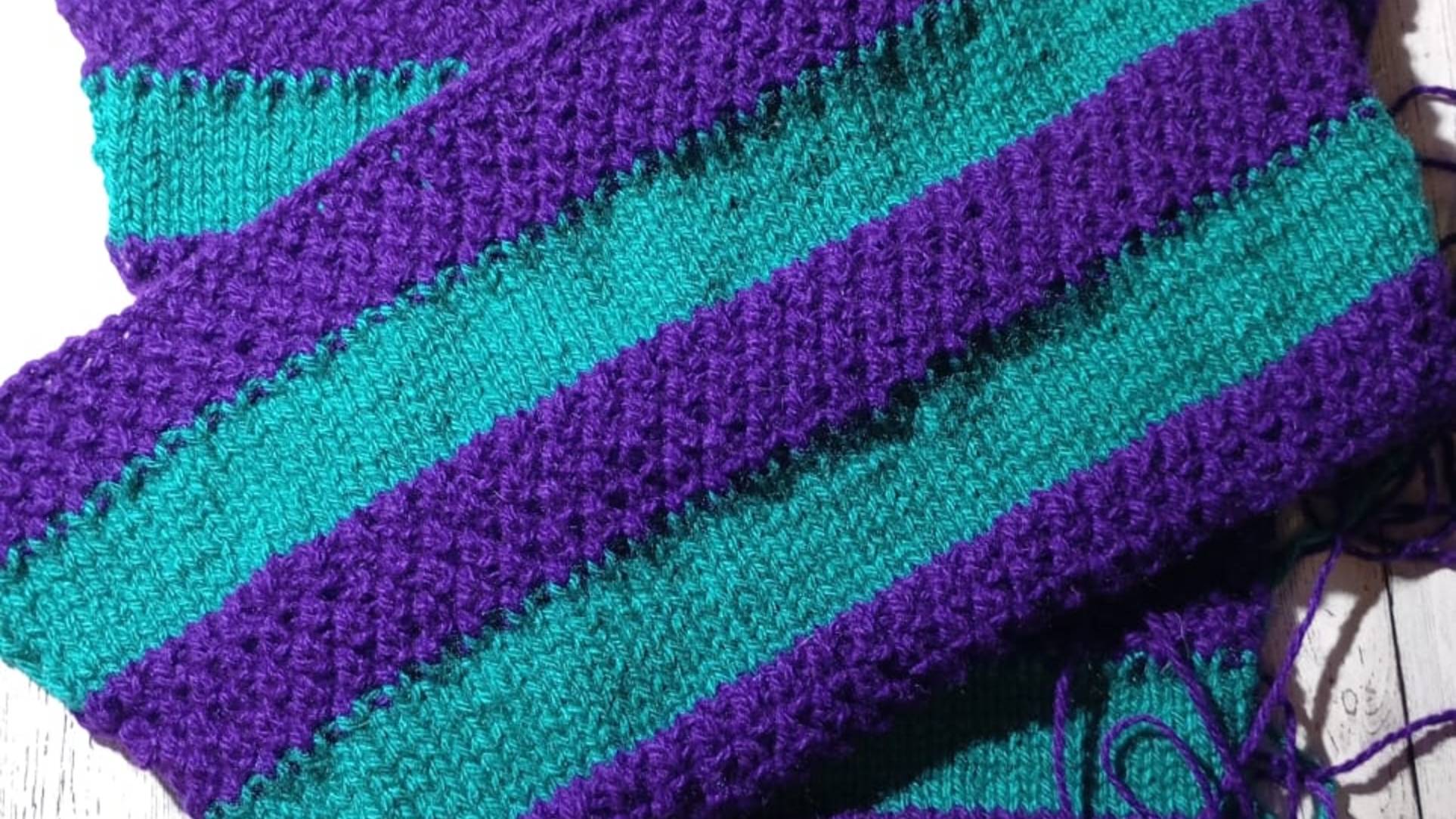 Немного роспуска и кофточка почти готова смотреть онлайн