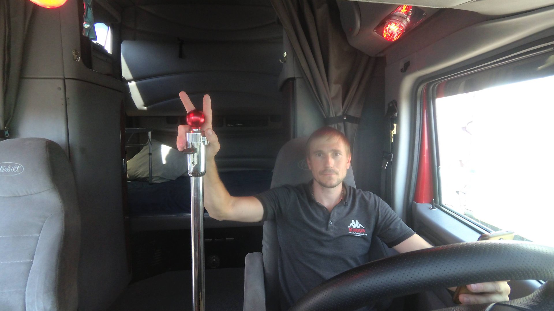 Делаю высокий рычаг на Петербилт387 удобно или нет?