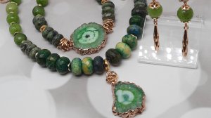 Комплект в сочных оттенках зеленого