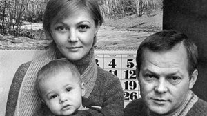 Редкие фотографии советских актеров со своими детьми. Часть 13