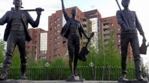Знаки студенческих отрядов.