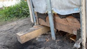 Сгнил домик. Будте внимательны при покупки дачи