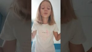 открываем лабубу бумажную