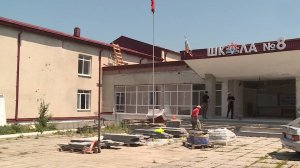 Студенты помогают ремонтировать школы и больницы в Северной Осетии