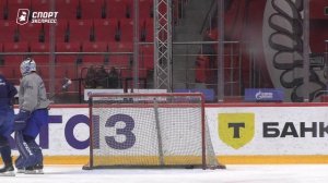 "Динамо" заключило с Гусевым пробный (!) контракт. День с Алексеем Шевченко