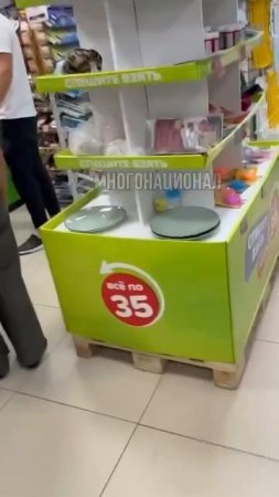 Самое удивительное ни кто не заступается !!! Казань !!! Абсялямова 22 !!!