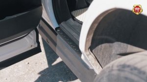 Накладки на внутренние пороги дверей Land Rover Freelander II (russ-artel.ru)