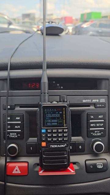 Tidradio TD H3 plus приём авиадиапазона смотреть онлайн