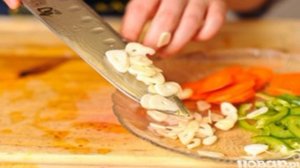 Долма из виноградных листьев