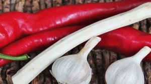 Хреновая закуска из помидор