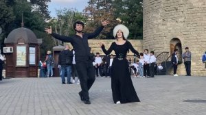 Чёрные Глаза Лезгинка 2025 Девушки Танцуют Круто Алма-Ата ALISHKA Баку Cherniye Qlaza Lezginka Dance