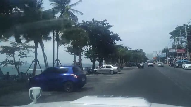 джомтьен с юга на север в центр Паттайи смотреть онлайн