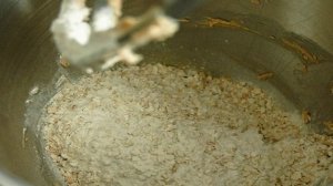 Хрустящие печенья из овсяных хлопьев и фундука