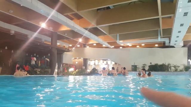 В Сибири в бассейне в минус 40 с баней. Термы Мира. In Siberia in the pool at minus 40 with a bath. смотреть онлайн