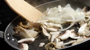 Гречневая каша с шампиньонами