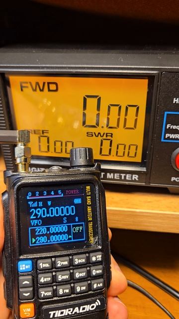 Tidradio TD H3 plus мощность на 200МГц смотреть онлайн